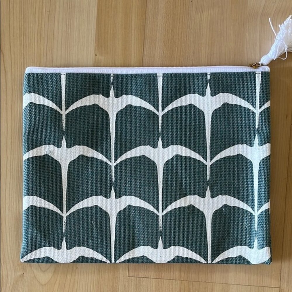 New Manaola woven iwa pouch